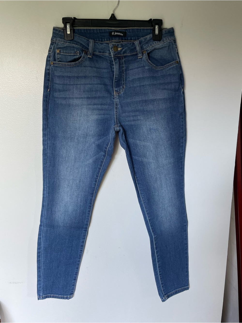 d. jeans Women’s Mid Wash Blue Stretch Skinny Jeans, Size 10P